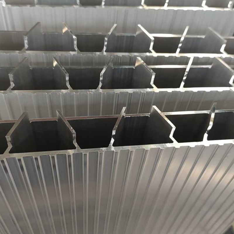 Large Scale Industrial & Structural Aluminum Profiles